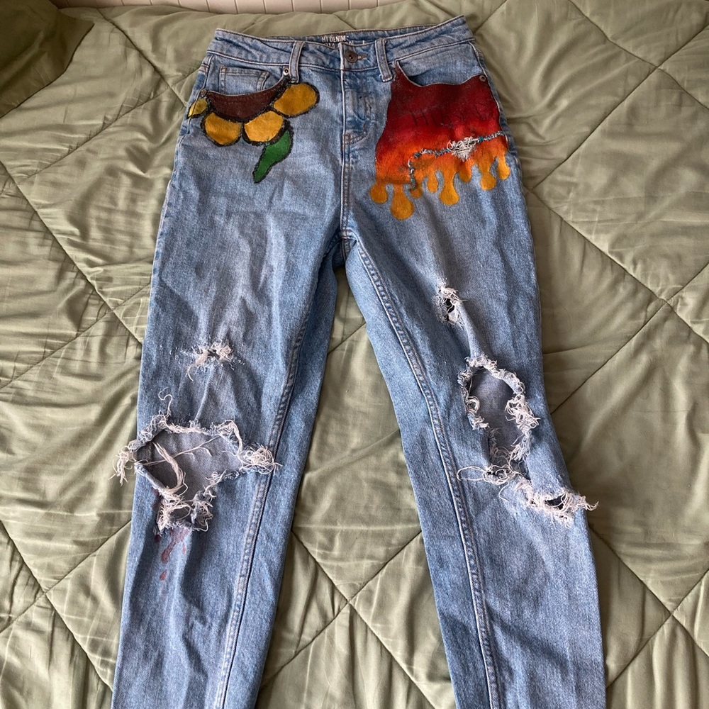 Ripped jeans